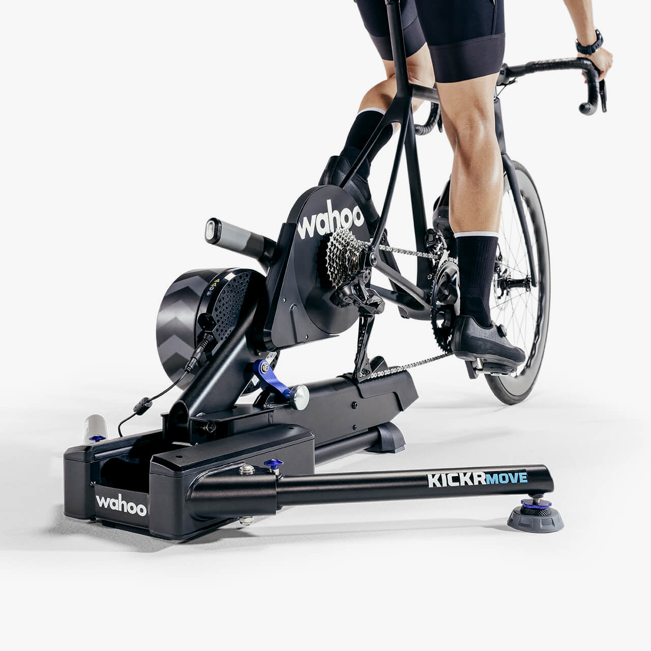 Wahoo KICKR MOVE 1 Year Zwift Membership Smart Trainer